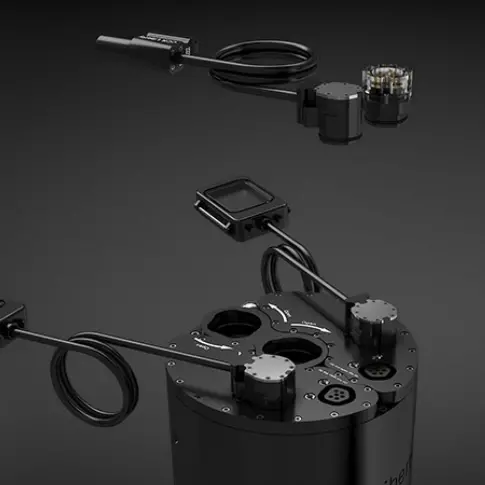 997e6685f7971869e78b82b225f1c6544ec4e0b0_4-displays_485_485